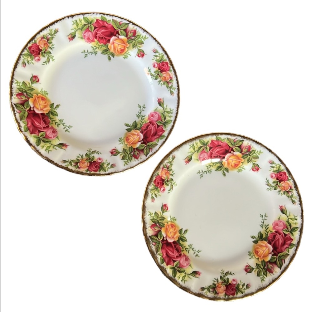 TWO BREAD AND BUTTER DISHES ROYAL ALBERT OLD COUNTRY ROSES 1962 BONE CHINA